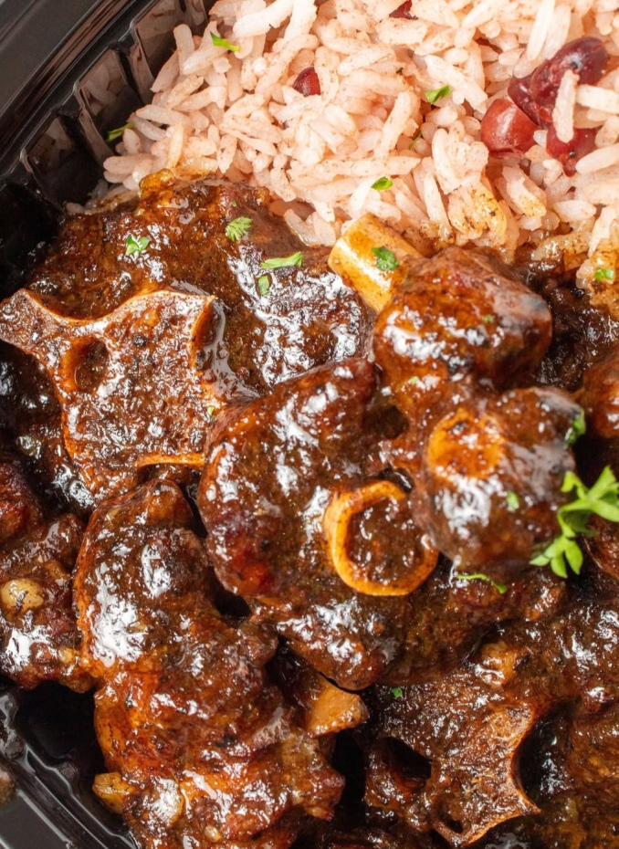 oxtail plate food